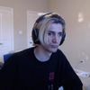xqcL
