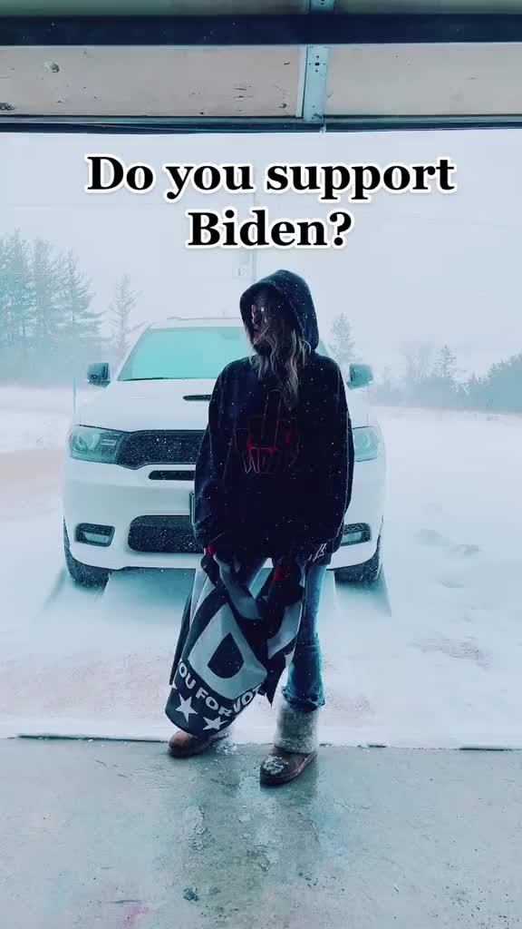 #buckfiden #rathergrabonethanbeone #bidenisnotapresident #antibidensocialclub #theamericantrainwreck 