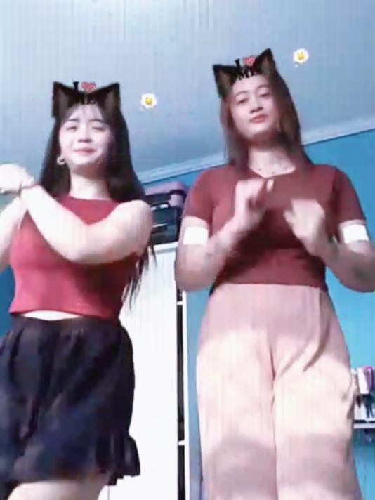 ikut ungkek Unger ngak 😂🕺🏻💃🏻 #foryou 